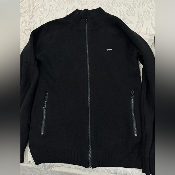 Man Jacket - Picture 2 of 3